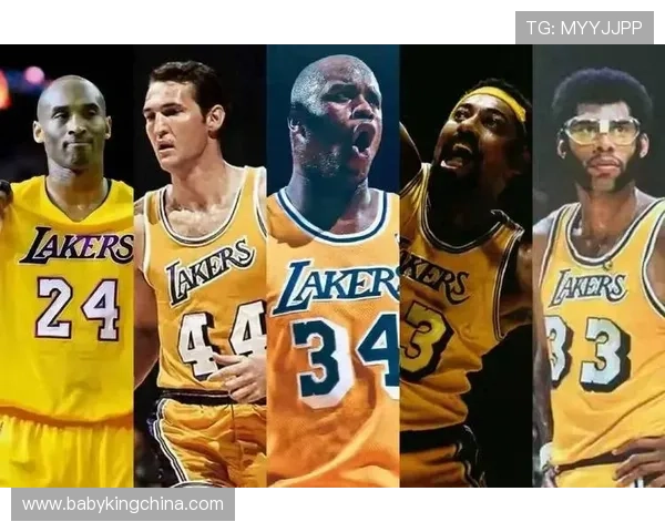 里夫斯两度轰下45分成湖人史上仅次张伯伦贾巴尔的得分奇迹 里夫斯两度轰下45分成湖人史上仅次张伯伦贾巴尔的得分奇迹